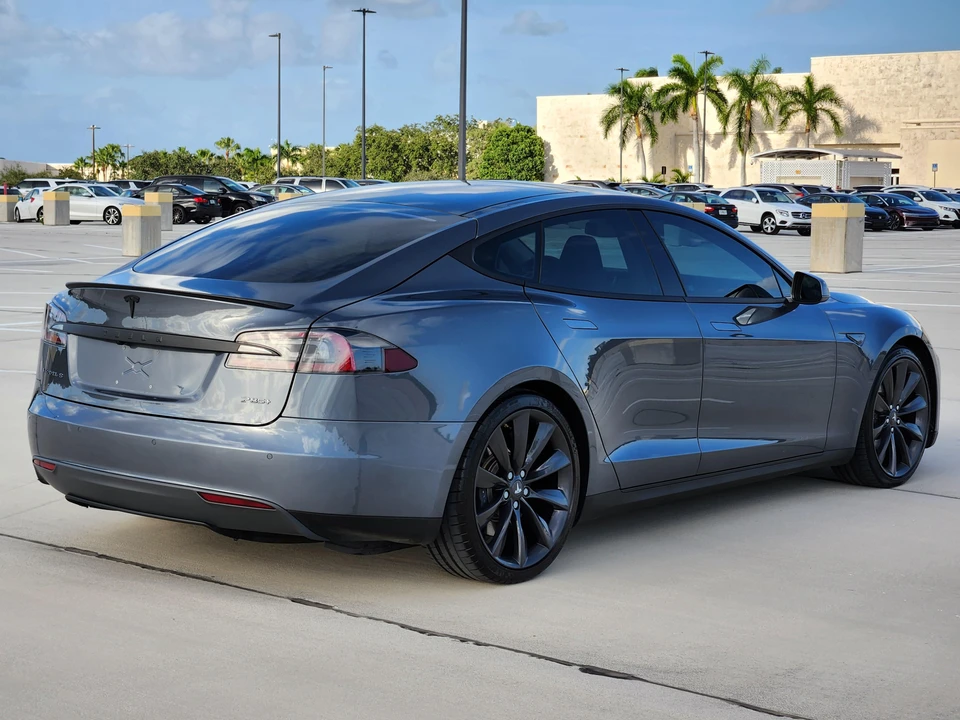 2013 Tesla Model S - Image 16 of 31