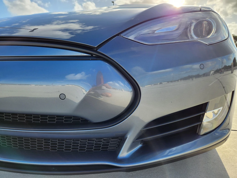 2013 Tesla Model S - Image 29 of 31