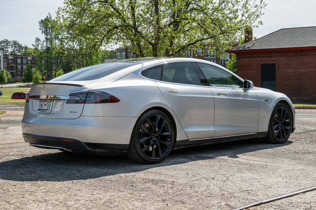 2013 Tesla Model S - Image 7 of 31