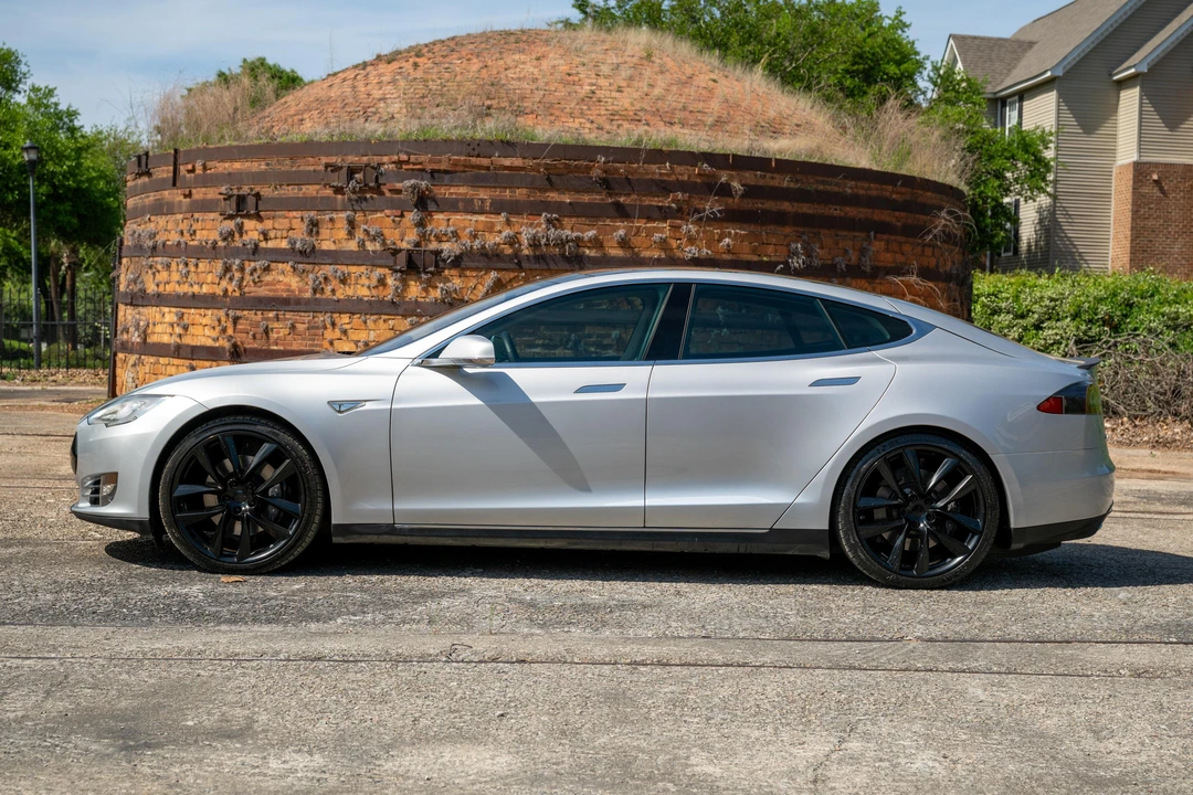 2013 Tesla Model S - Image 6 of 31