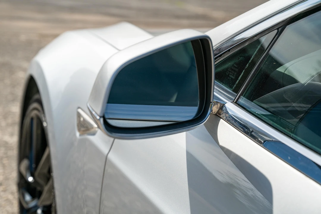 2013 Tesla Model S - Image 23 of 31