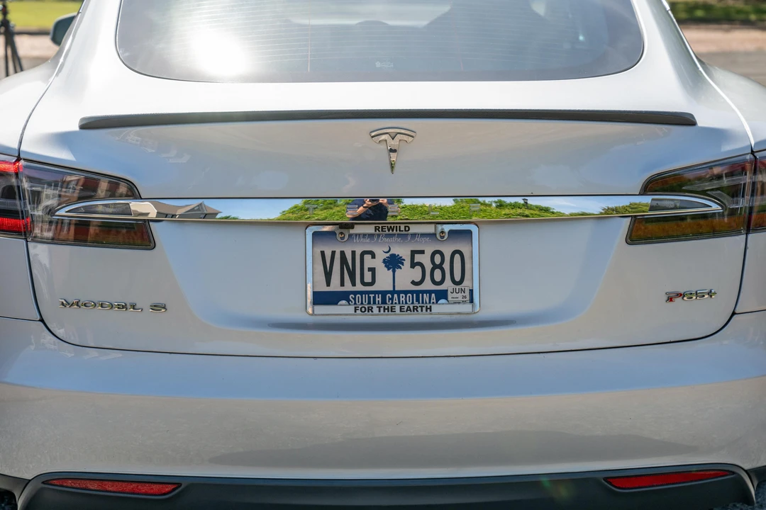 2013 Tesla Model S - Image 27 of 31