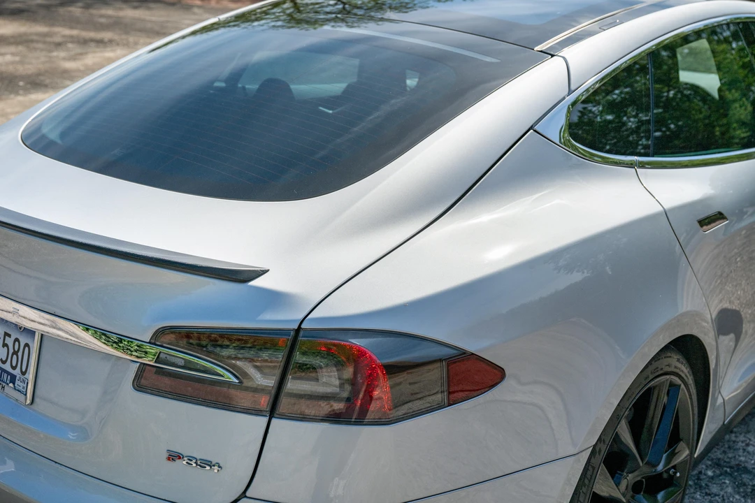 2013 Tesla Model S - Image 31 of 31