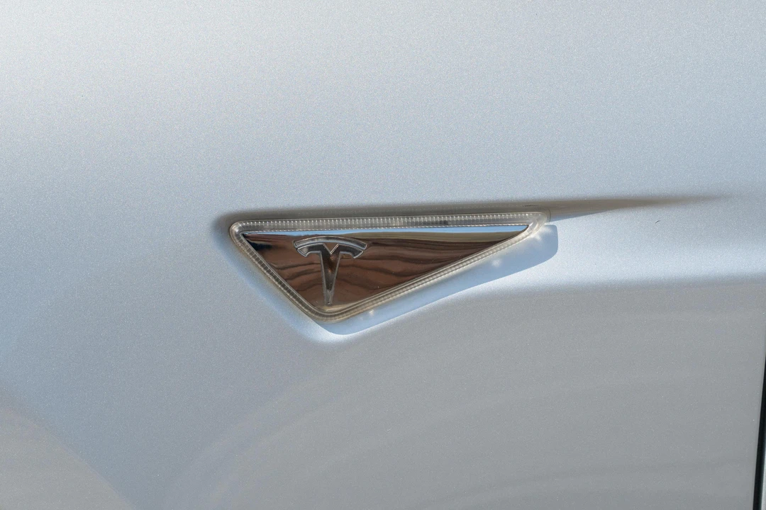 2013 Tesla Model S - Image 20 of 31