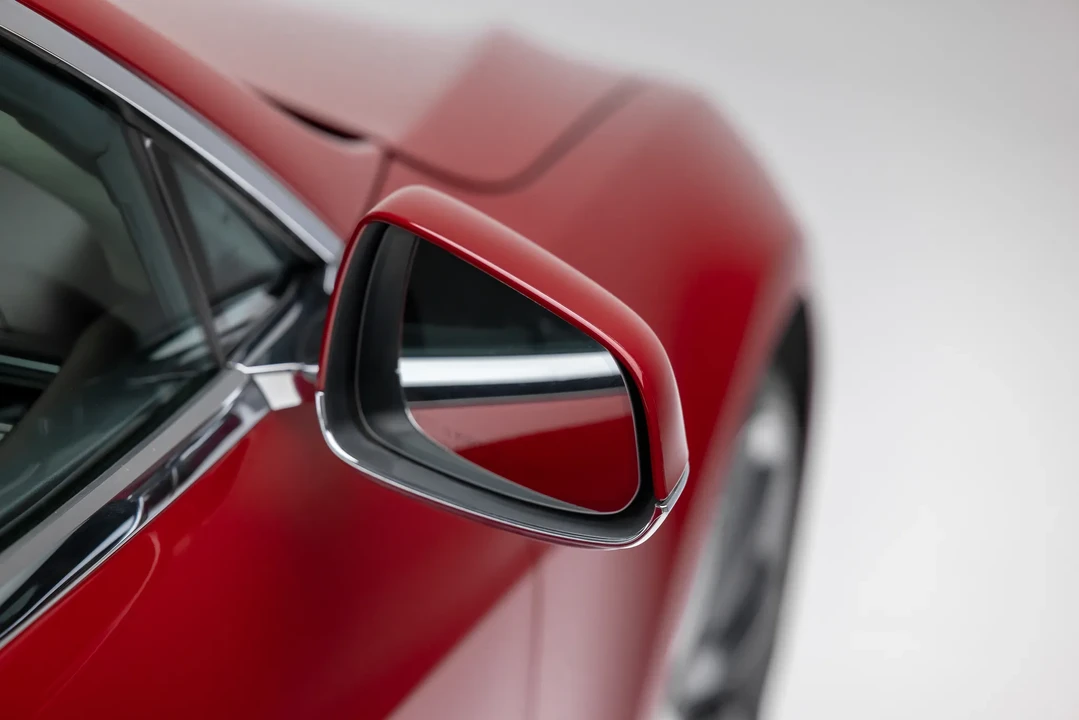 2013 Tesla Model S - Image 23 of 31