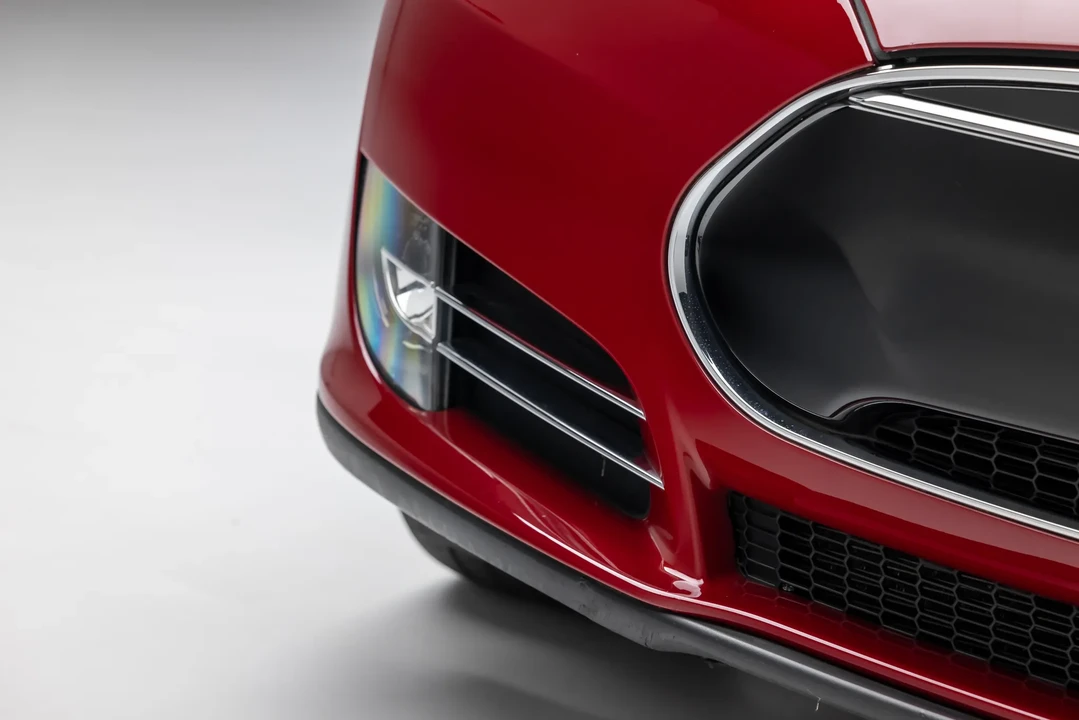 2013 Tesla Model S - Image 31 of 31
