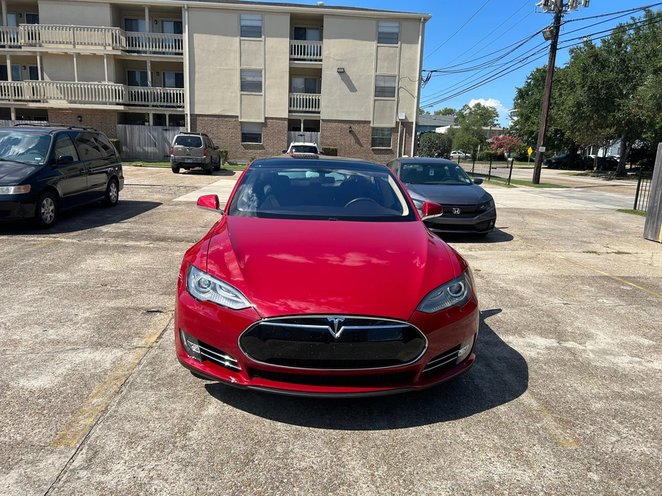 2013 Tesla Model S - Image 7 of 31