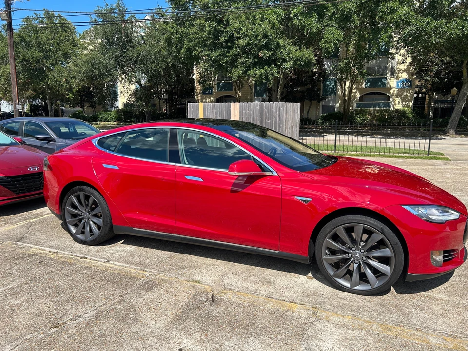 2013 Tesla Model S - Image 31 of 31