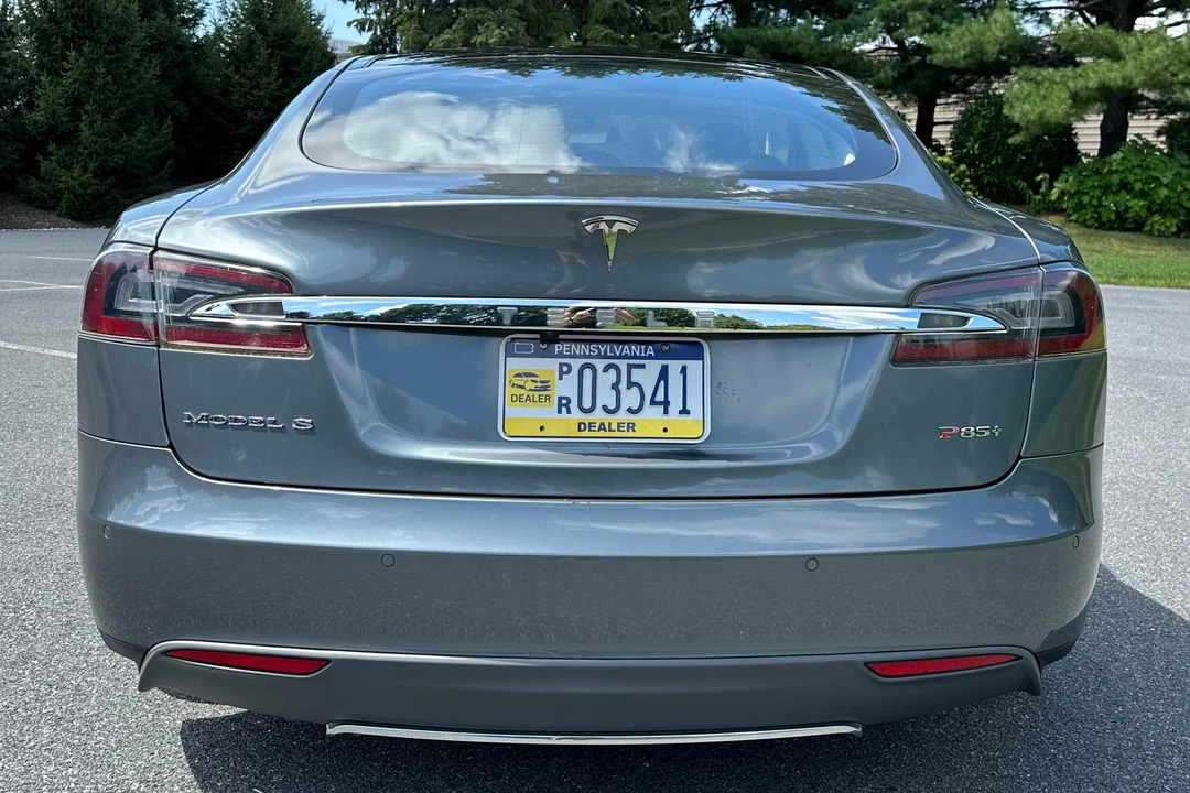 2013 Tesla Model S - Image 5 of 31