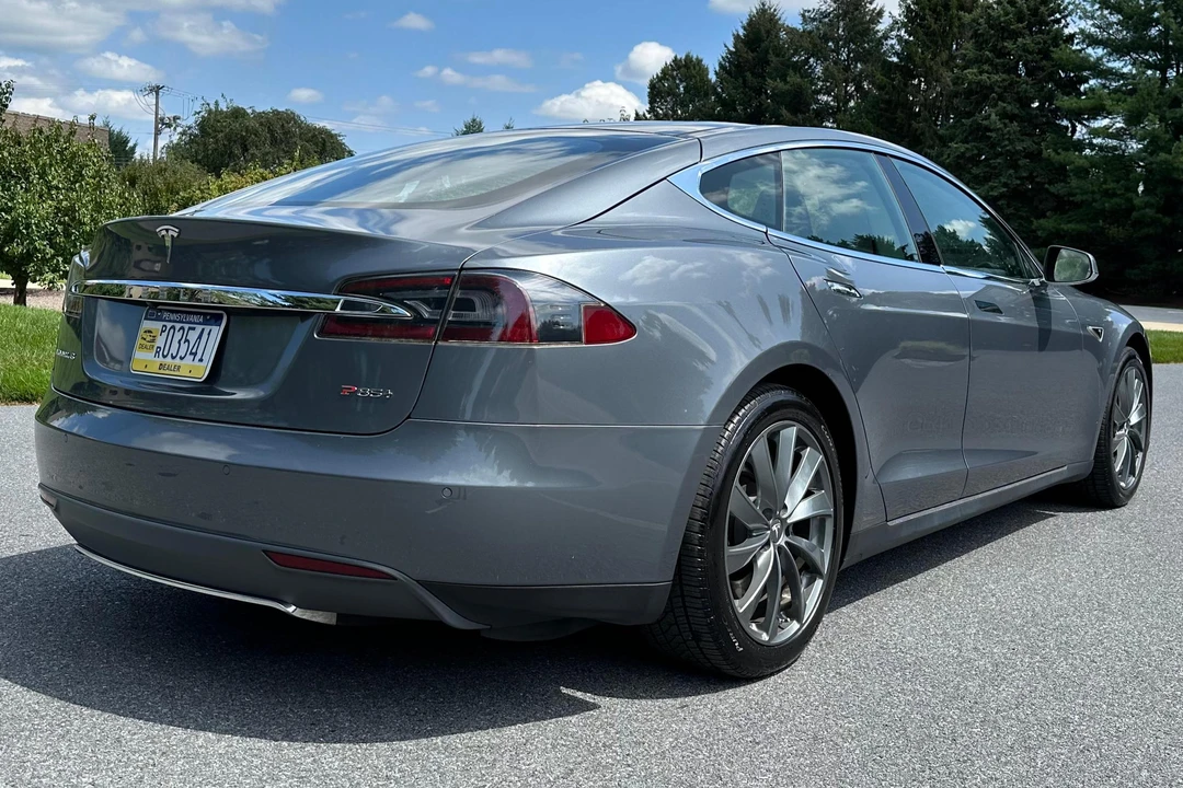 2013 Tesla Model S - Image 4 of 31