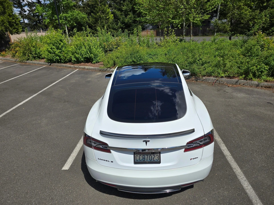 2013 Tesla Model S - Image 18 of 31