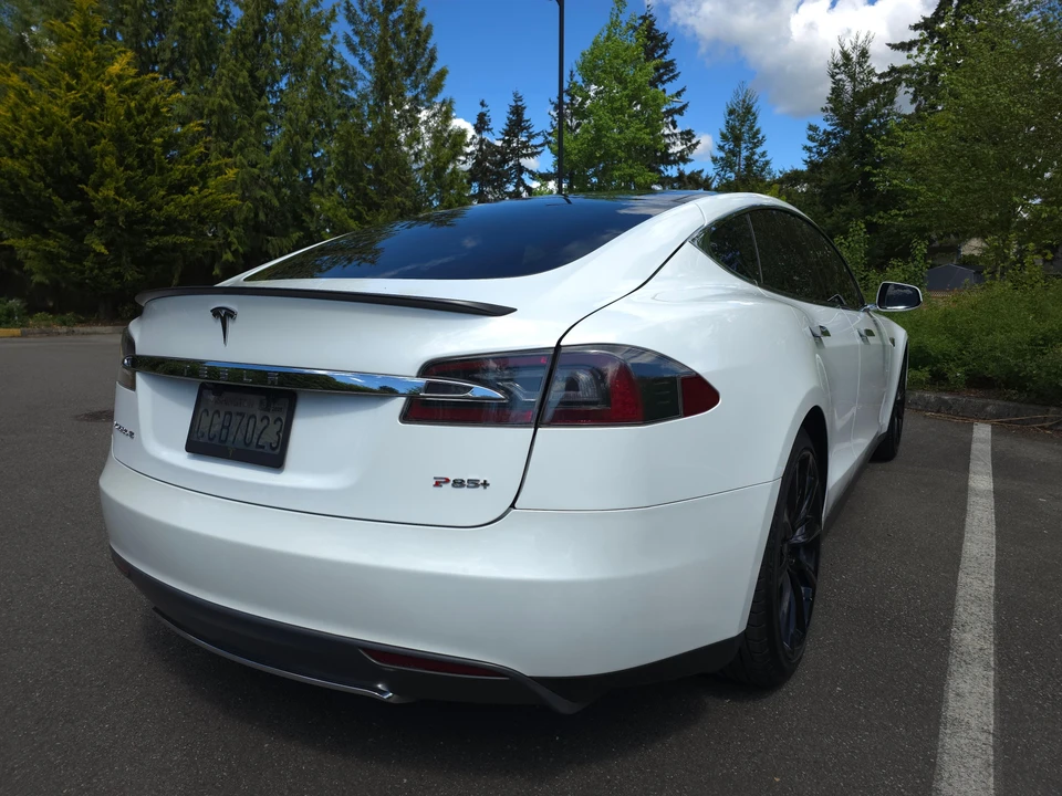 2013 Tesla Model S - Image 20 of 31