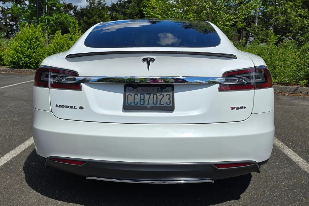 2013 Tesla Model S - Image 5 of 31
