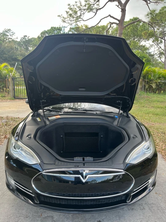 2013 Tesla Model S - Image 10 of 21