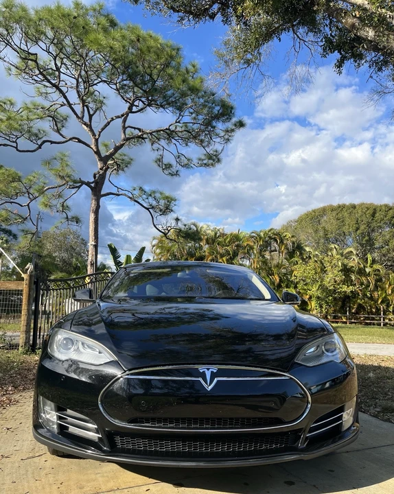 2013 Tesla Model S - Image 3 of 21