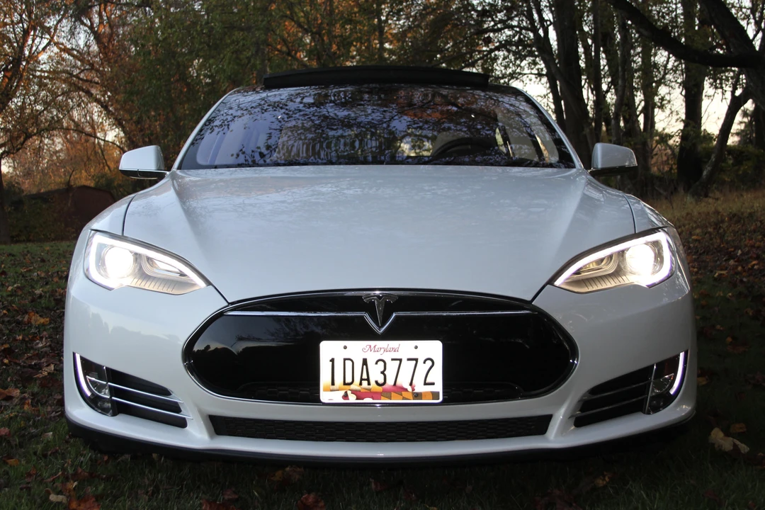 2013 Tesla Model S - Image 6 of 31