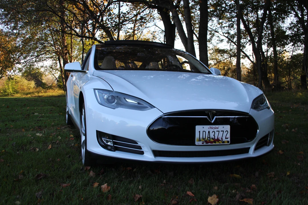 2013 Tesla Model S - Image 31 of 31