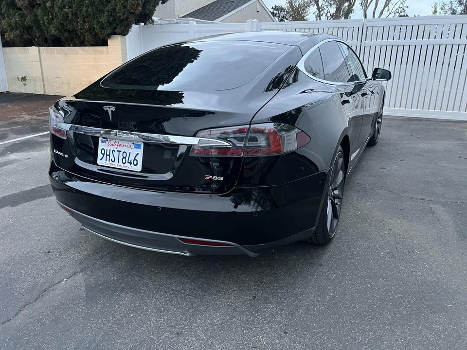 2013 Tesla Model S - Image 31 of 31