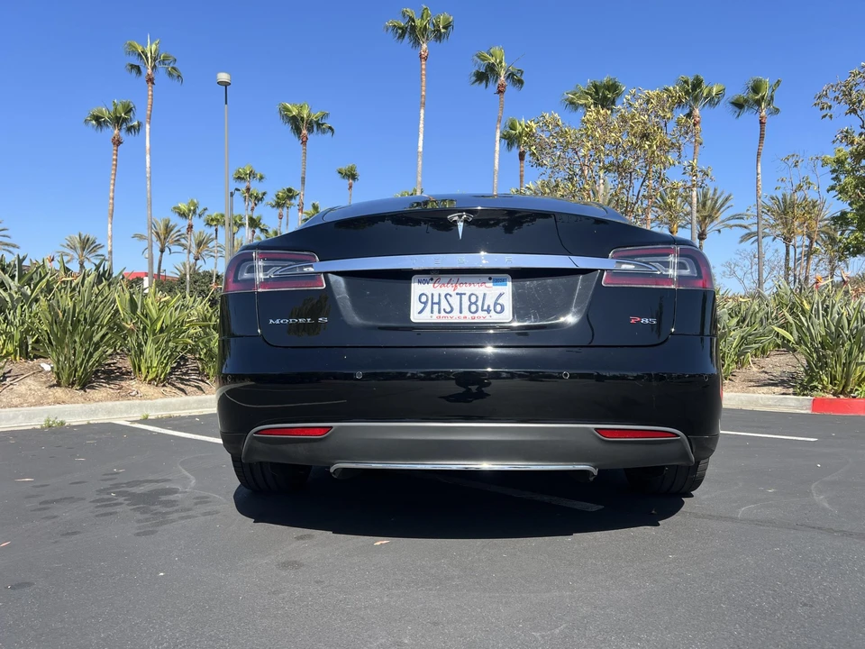 2013 Tesla Model S - Image 17 of 31