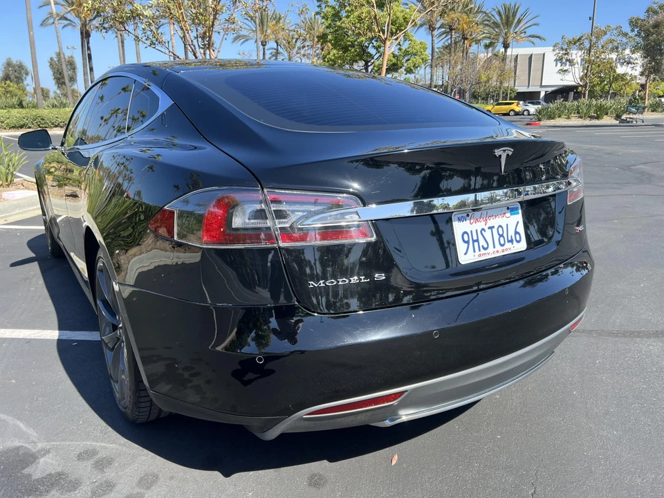 2013 Tesla Model S - Image 18 of 31
