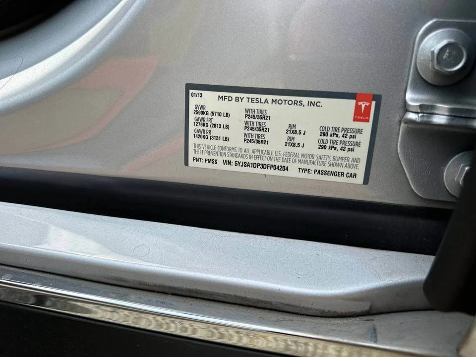 2013 Tesla Model S - Image 12 of 13