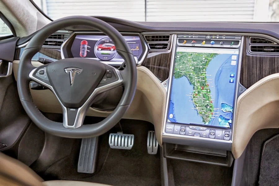 2013 Tesla Model S - Image 3 of 12