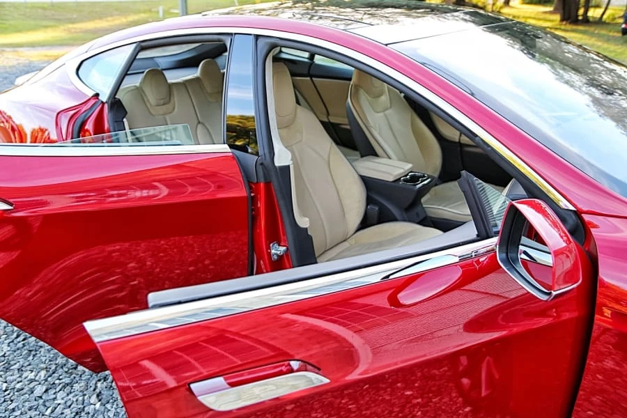 2013 Tesla Model S - Image 4 of 12
