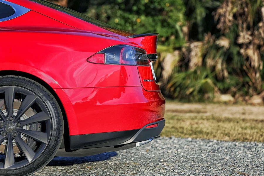 2013 Tesla Model S - Image 9 of 12