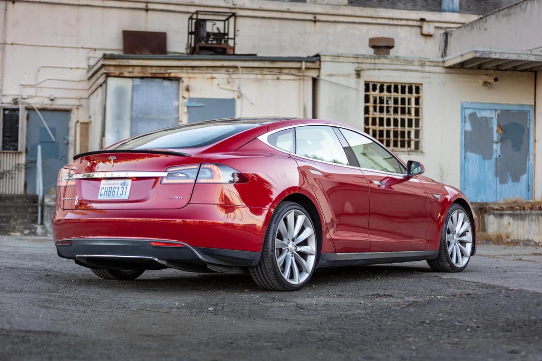 2013 Tesla Model S - Image 30 of 31