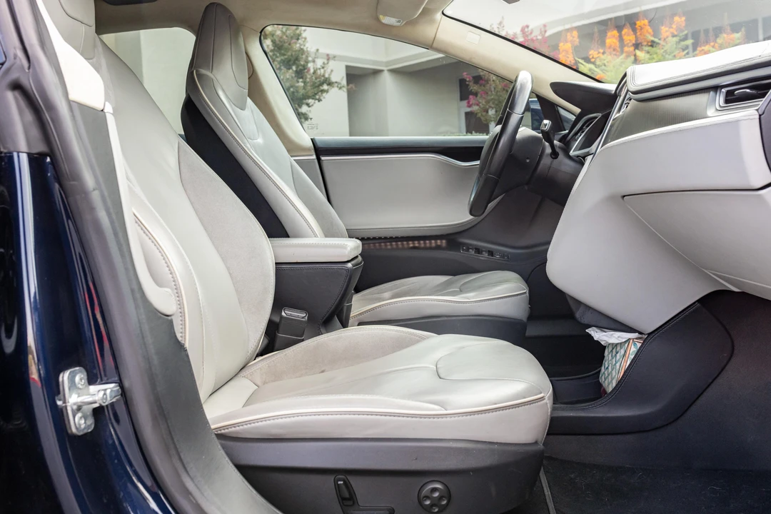 2013 Tesla Model S - Image 31 of 31