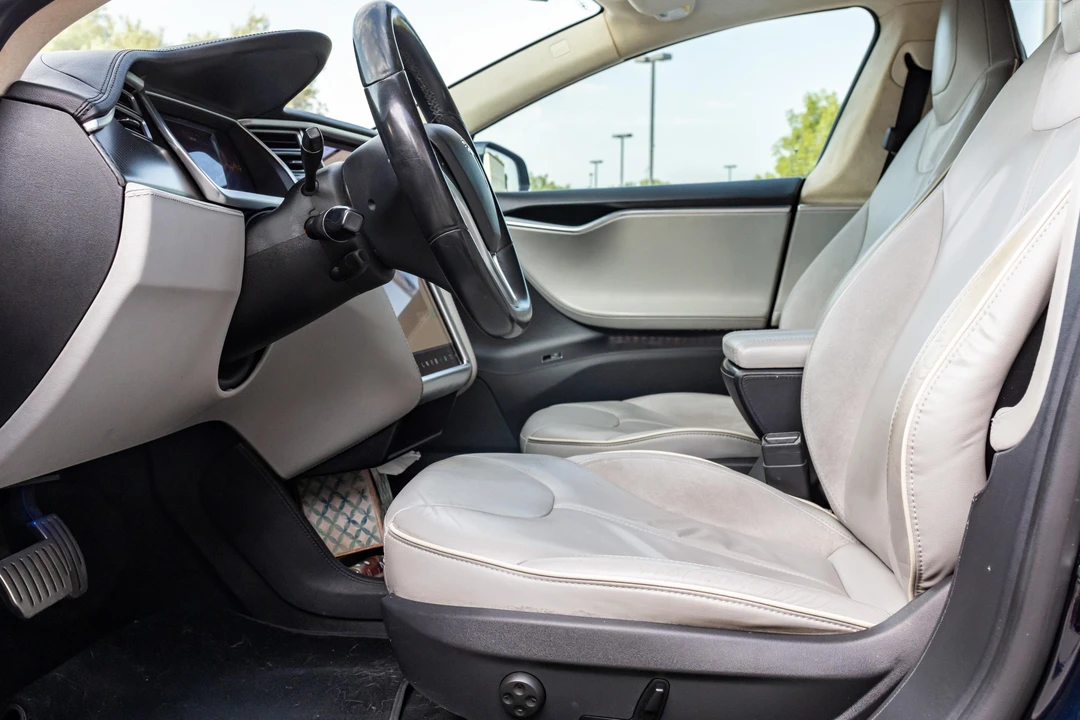 2013 Tesla Model S - Image 29 of 31
