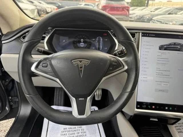 2013 Tesla Model S - Image 16 of 17