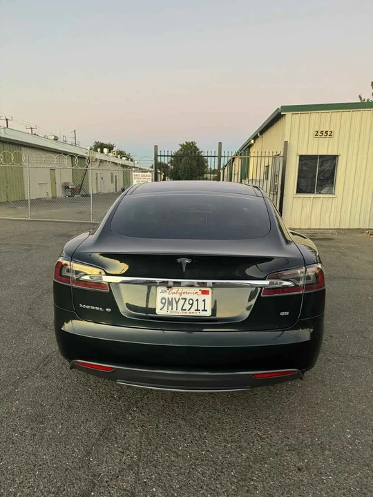 2013 Tesla Model S - Image 12 of 20