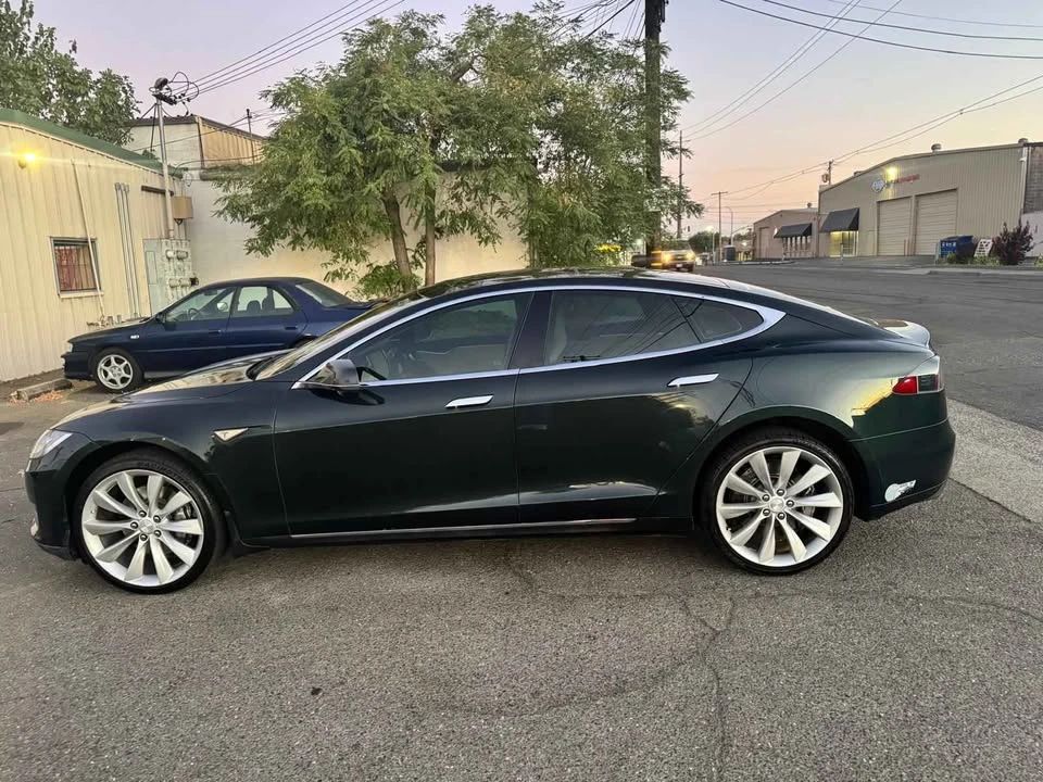 2013 Tesla Model S - Image 5 of 20