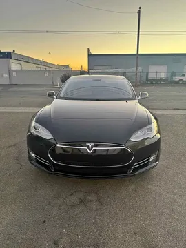 2013 Tesla Model S Performance Sedan 4D