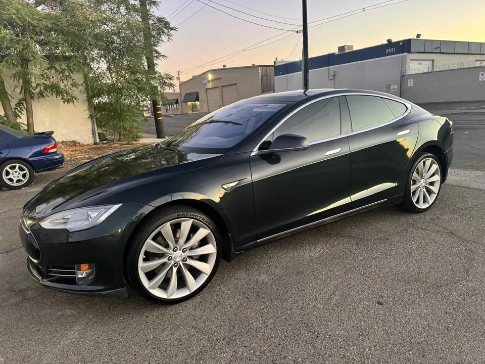 2013 Tesla Model S - Image 7 of 20