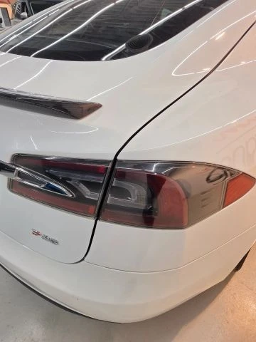 2013 Tesla Model S - Image 21 of 21
