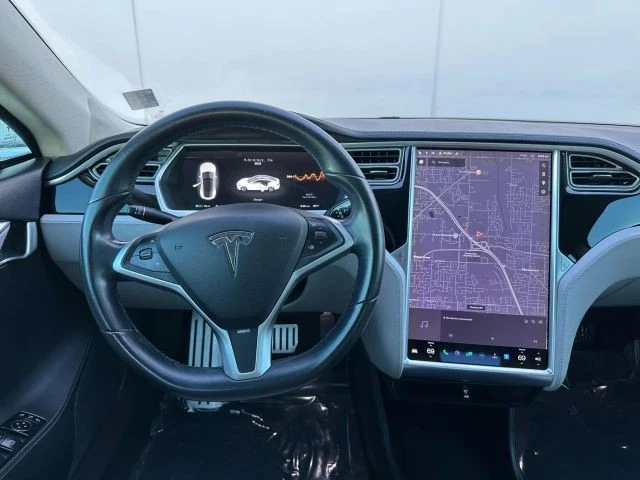 2013 Tesla Model S - Image 17 of 21