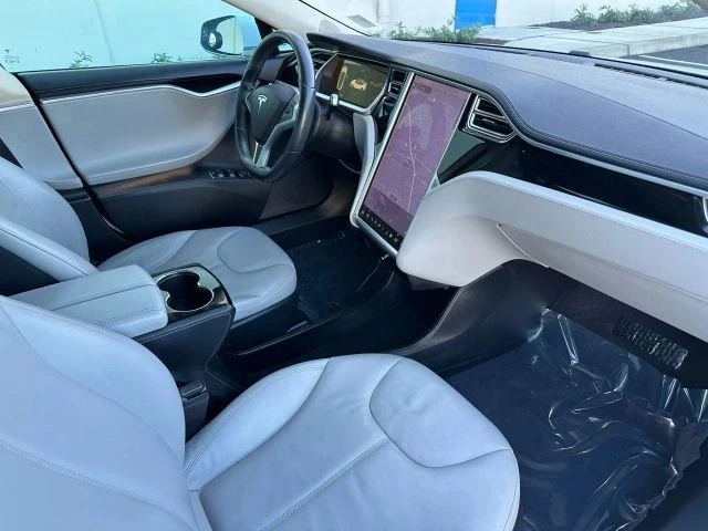 2013 Tesla Model S - Image 15 of 21