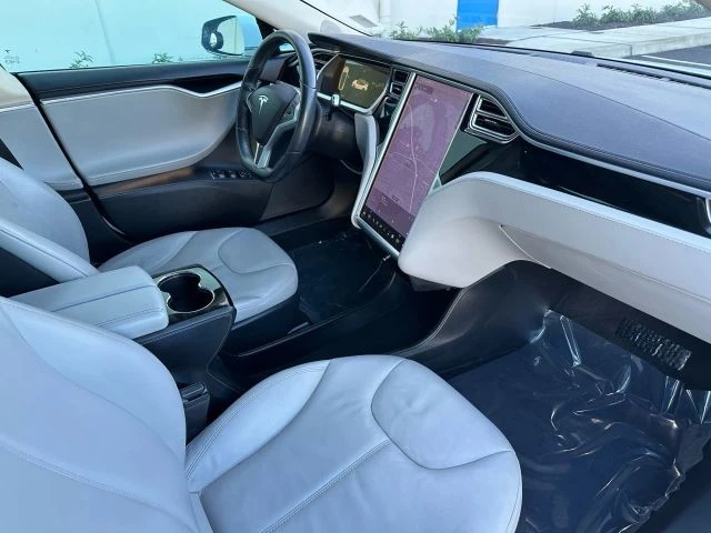 2013 Tesla Model S - Image 15 of 21