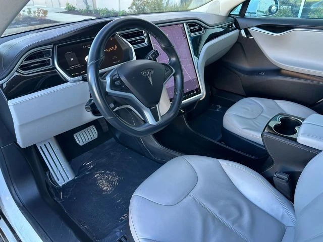2013 Tesla Model S - Image 10 of 21