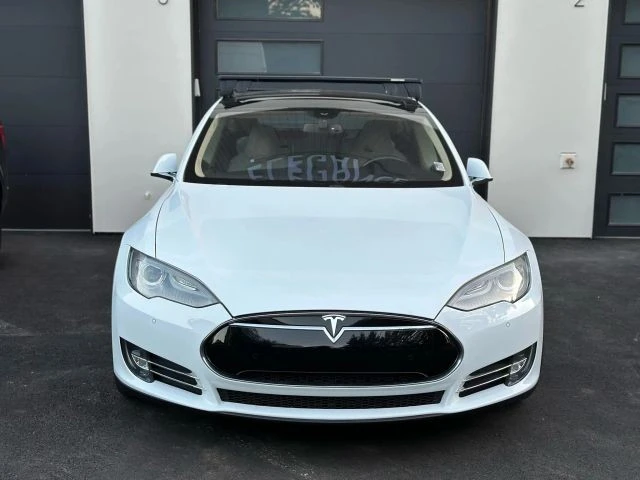 2013 Tesla Model S - Image 2 of 5