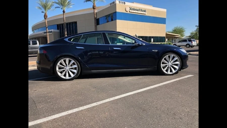 2013 Tesla Model S - Image 11 of 12