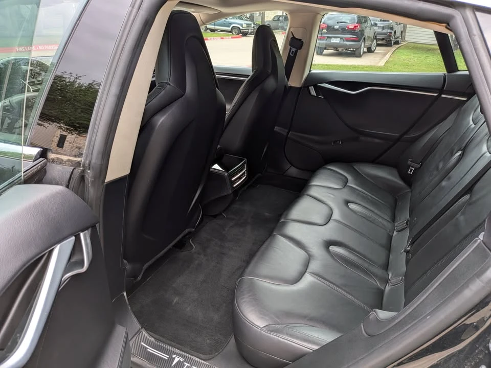 2013 Tesla Model S - Image 9 of 13