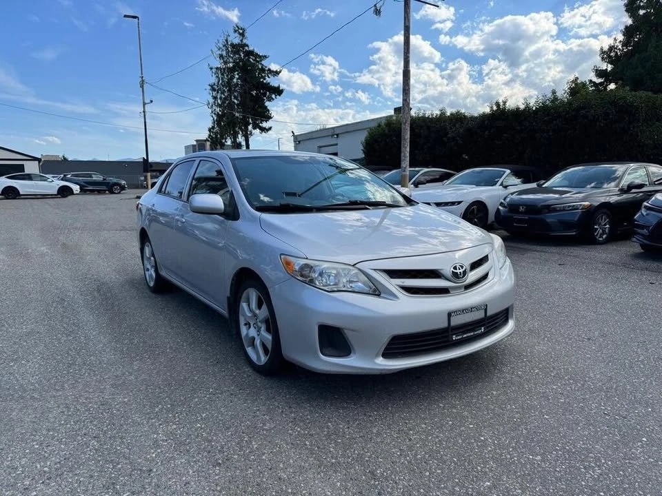 2013 Toyota Corolla 10th Gen - Image 2 of 8