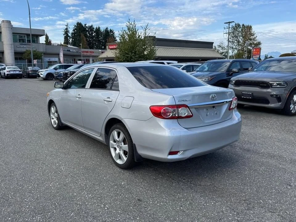 2013 Toyota Corolla 10th Gen - Image 4 of 8