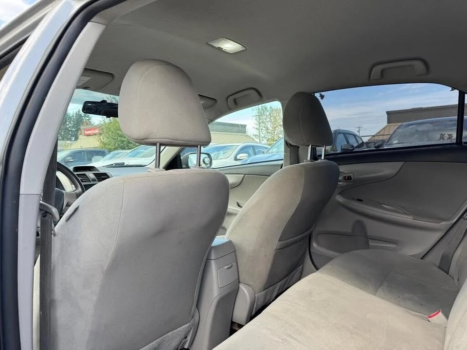 2013 Toyota Corolla 10th Gen - Image 7 of 8