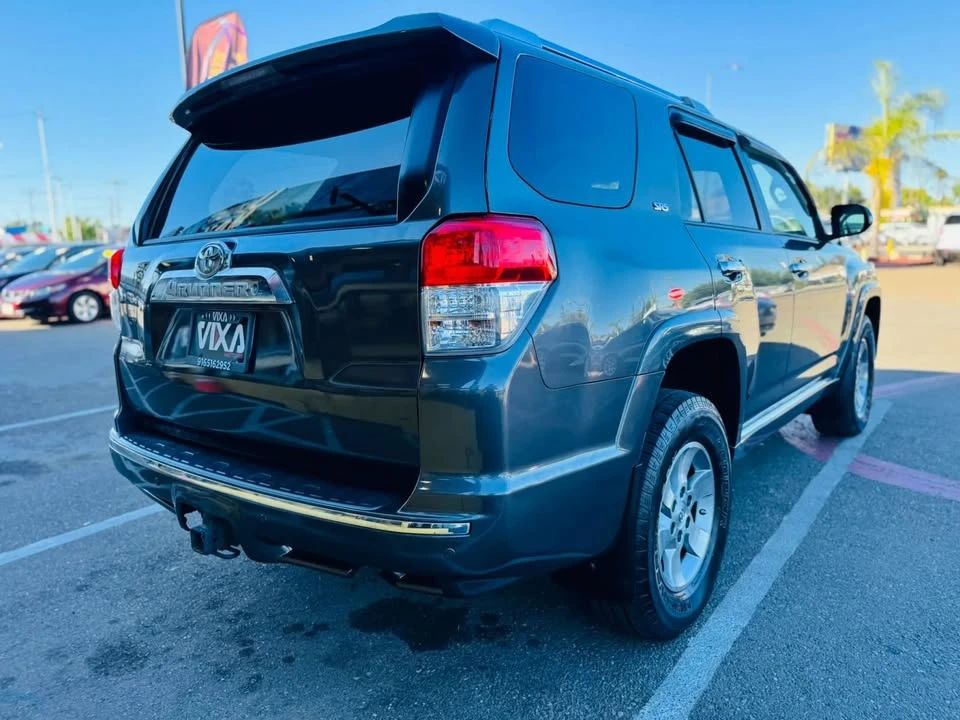 2013 Toyota 4Runner 5th Gen - Image 5 of 17