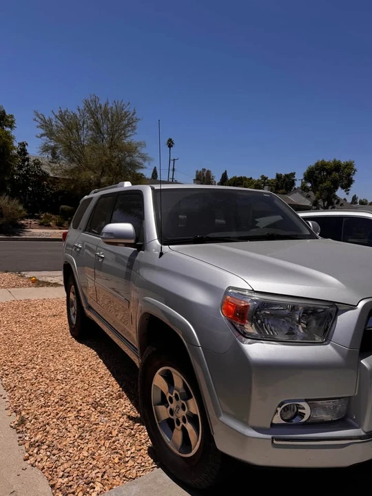 2013 Toyota 4Runner 5th Gen - Image 2 of 9