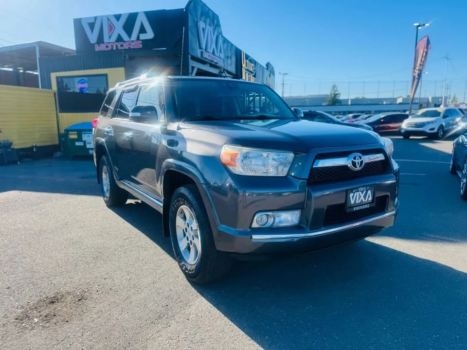 2013 Toyota 4Runner 5th Gen - Image 3 of 17